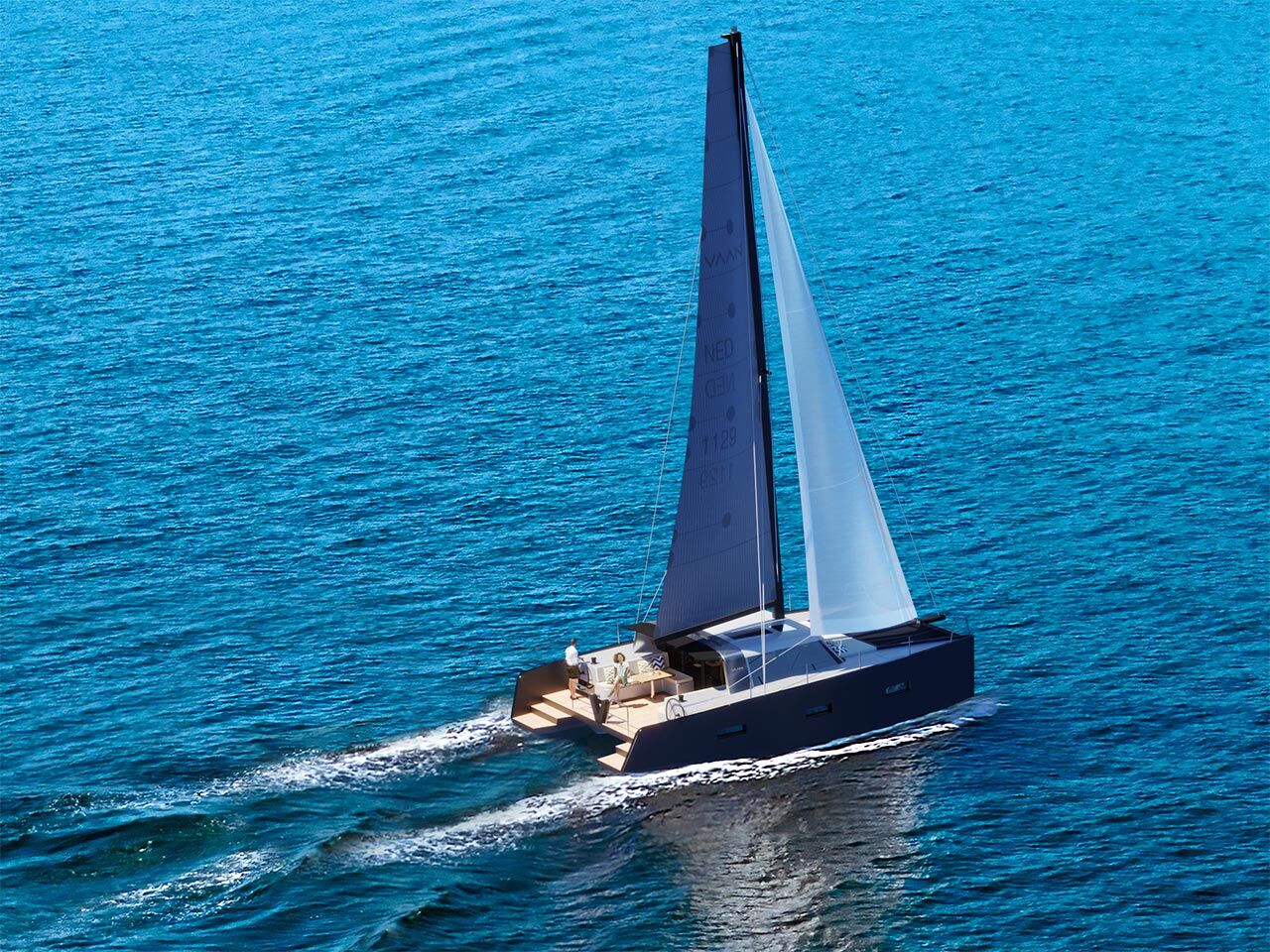 Vaan R4 Upwind Close Vaan R4 Upwind Close